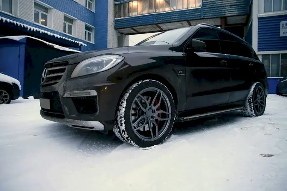 Покраска дисков для «Mercedes ML 63 AMG»