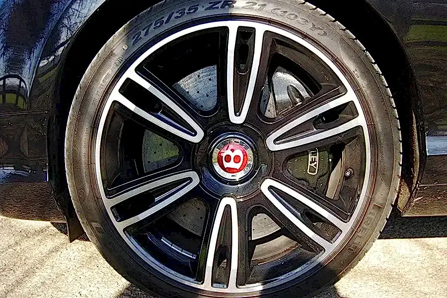 Покраска дисков Bentley