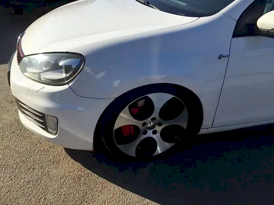 Покраска дисков для «Volkswagen Golf GTI»