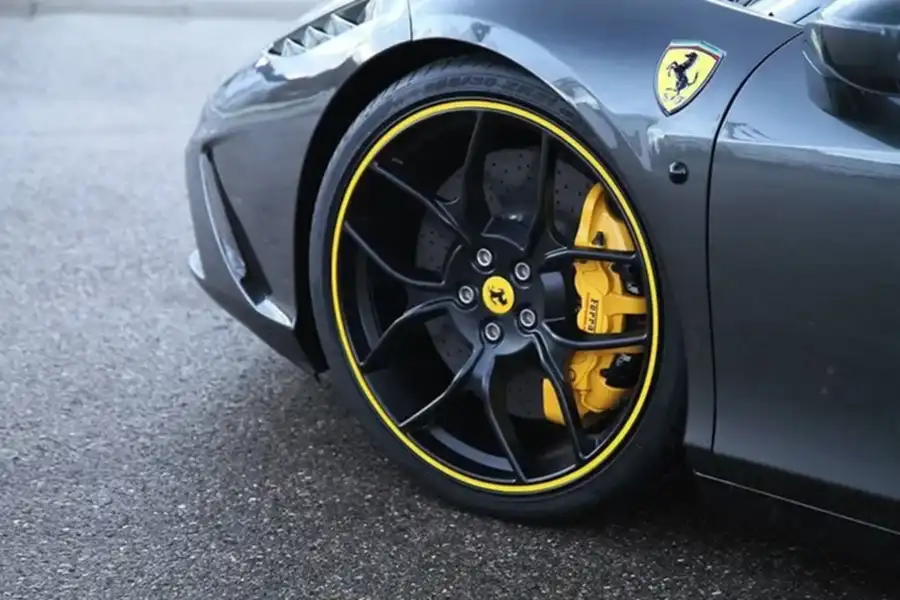 Покраска дисков Ferrari