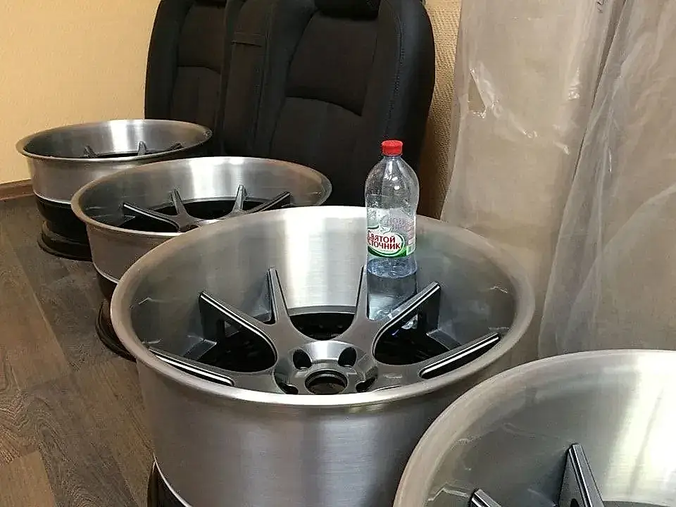 Покраска дисков для «BMW 3 series Coupe Single Turbo 760HP»