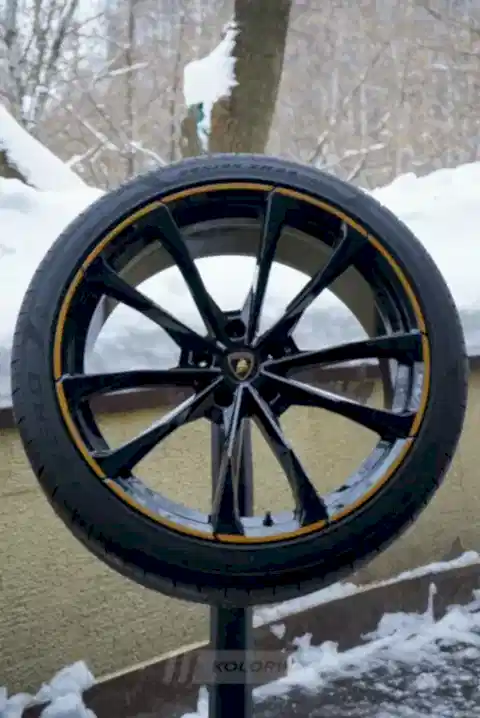Покраска кованых дисков Lamborghini Urus в два цвета