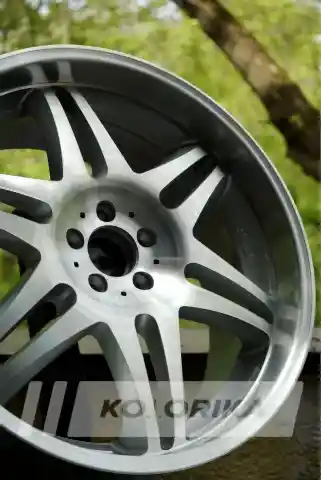 Покраска литых дисков Mercedes Brabus в серебро