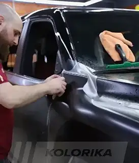 Оклейка матовой плёнкой автомобиля в Москве
