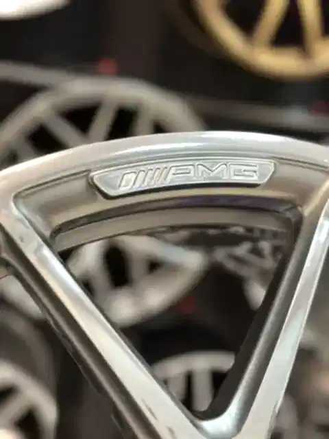 Покраска кованых дисков Mercedes G в «светлый графит»