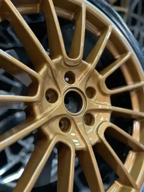 Покраска литых дисков Porsche Cayenne