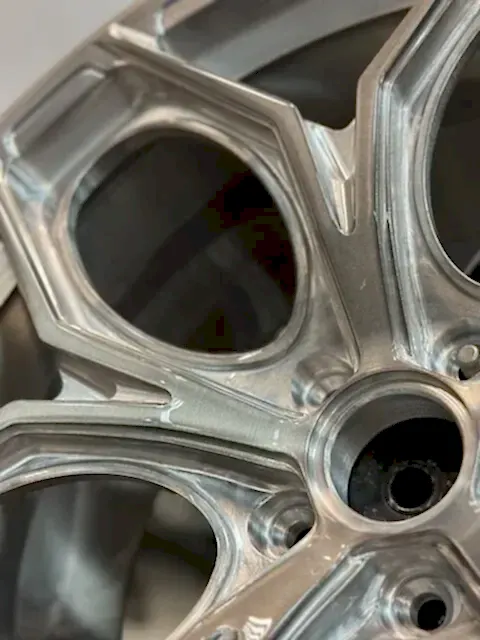 Покраска кованых дисков BMW X6 в brushed под тонированным лаком