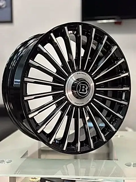 Покраска кованых дисков Mercedes Brabus в чёрный цвет